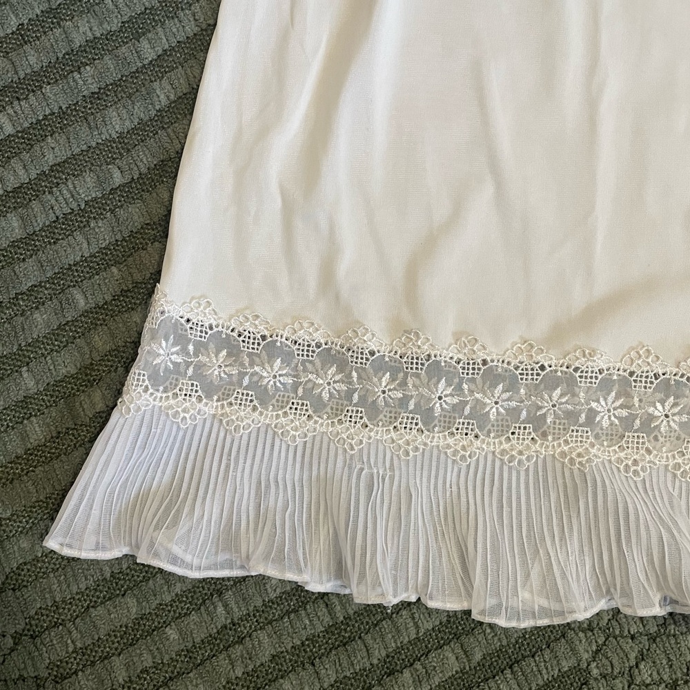PENNY’S ADONNA LACE HALF SLIP L - Picture 3 of 4